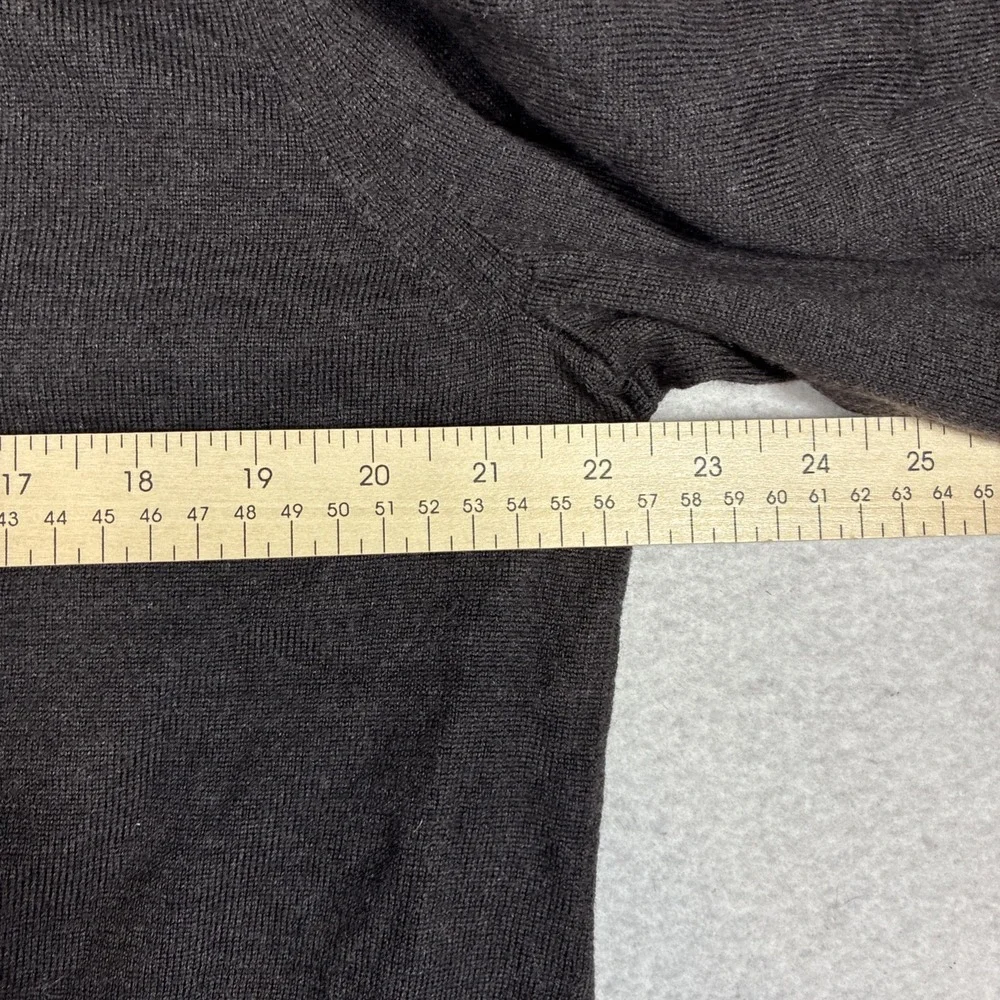 Banana Republic Mens XL Black Extra Fine Merino Wool V Neck Sweater Preppy
